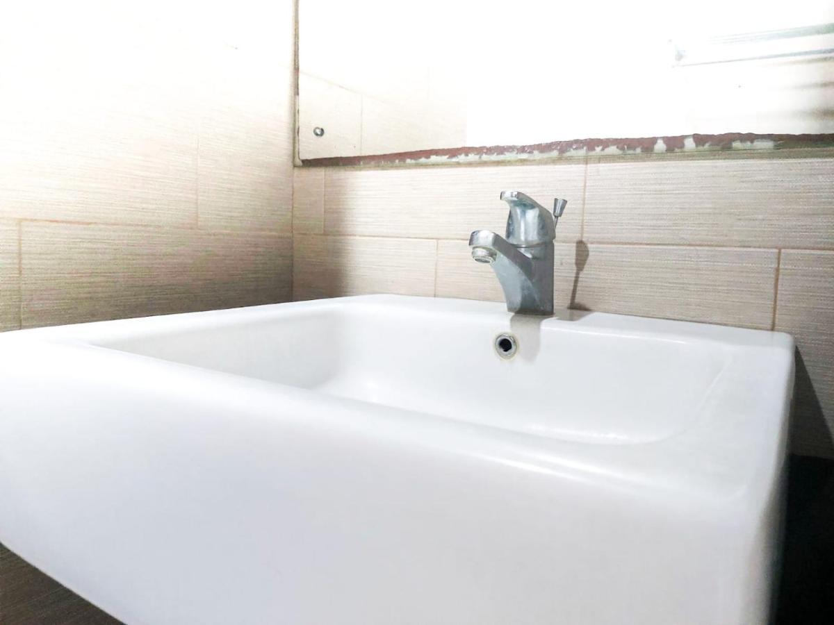 Olivia Soho Guest House Легиан Экстерьер фото